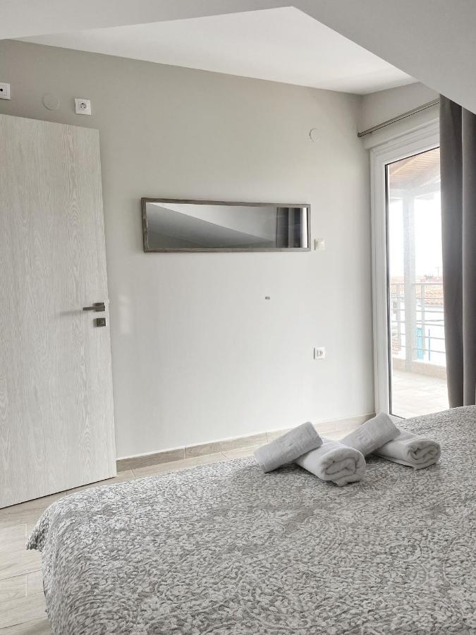 Delia Apartments 佩科霍里 外观 照片
