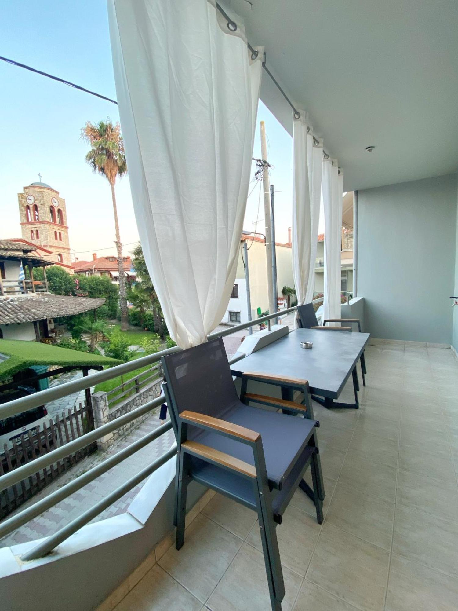 Delia Apartments 佩科霍里 外观 照片